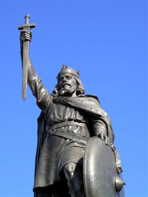 King Alfred The Great Statue Stock Photo Image Of Table Destinations