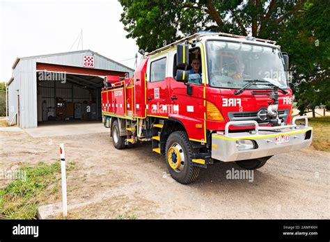 Lexton Australia Lexton Country Fire Authority Cfa Fire Tanker In