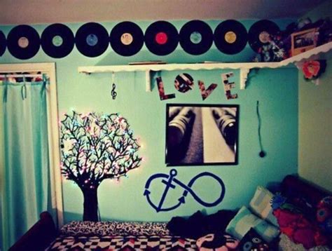 Hip hop bedroom furniture range. Trendy original wall design in the youth room | Interior ...