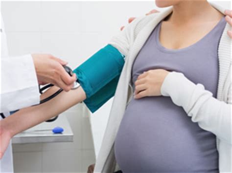 Ada beberapa gejala yang timbul di saat kehamilan dan masih tergolong normal, salah satunya adalah pembengkakan. Kaki Bengkak Makan Ubat Darah Tinggi - Rawatan m