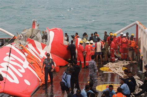 Airasia Flight Qz8501 Crashed After Climbing Into Sky Too Fast Daily Star