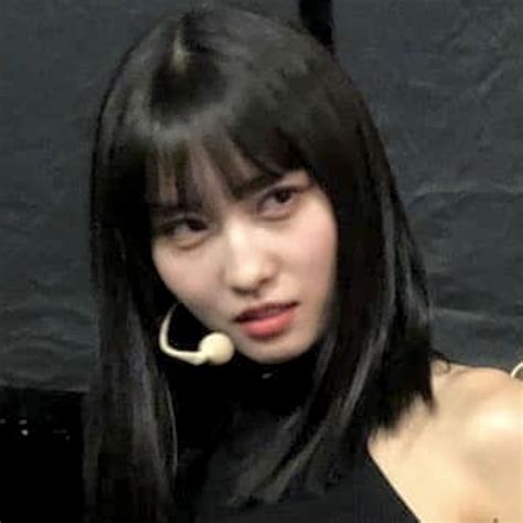 Momo Icon Twice Icons Pfps Messy Layouts Twitter Once Kpop Idols Lq Low