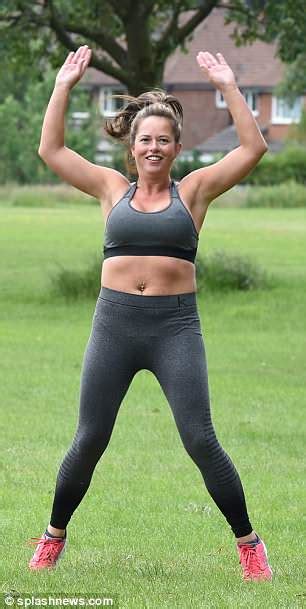 Karen Danczuk Does A Gruelling Workout In Manchester Park Daily Mail