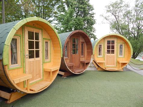 Auf dieser site können sie vorab schon einen kleinen rundgang über unseren campingplatz machen, friedrichstadt und die umgebung ein wenig kennenlernen und erfahren, was wir für die aktive gestaltung ihres urlaubs tun können. Röhrencamp - Campingplatz am Treidlerweg in Königstein
