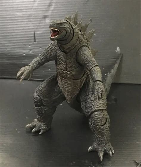 New Bandai Shmonsterarts Godzilla 2019 Toho Monster Godzilla Figure