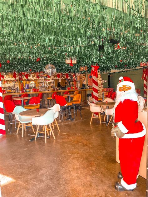 This Christmas Miracle Pop Up Bar In Houston Is Like Visiting Santas