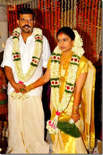 People who liked geethu mohandas's feet, also liked Geethu Mohandas Wedding Photos | Wedding Photos Of Actors ...