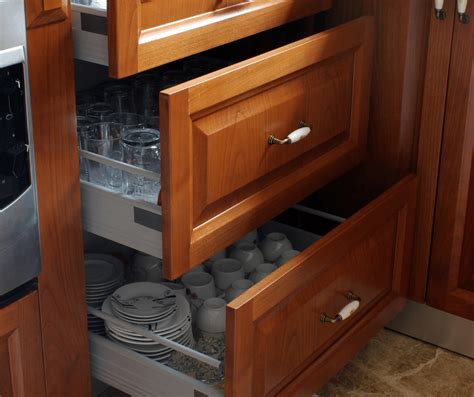 Cabinet Features For Your Kitchen All Inclusive Kitchens