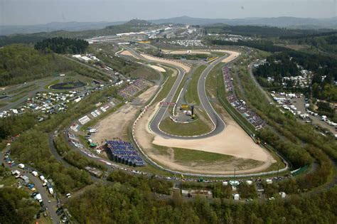 Nürburgring Nordschleife Mit 400 Porsche Pferden Und Dem Dunlop Sport