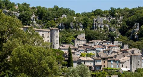 Vogüé parmi les plus beaux villages de France Camilles Travels