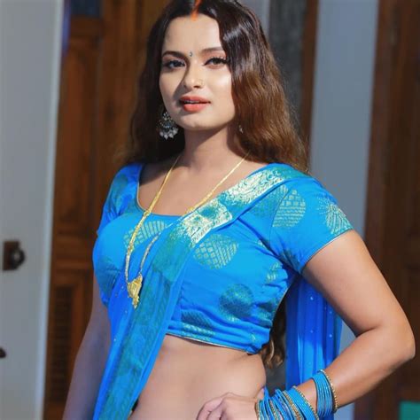 90 bhojpuri actress neelam giri hd wallpapers photos images