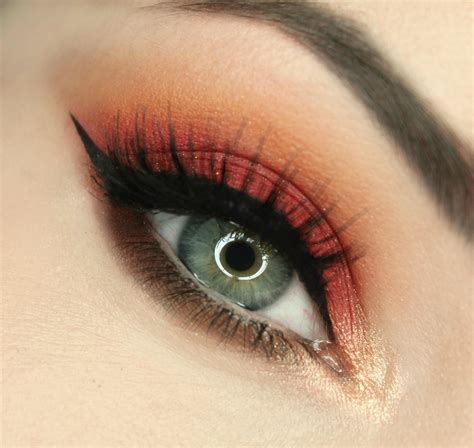 Orange Red Eye Makeup Eyemakeuporange Makeuptutorialeyeliner