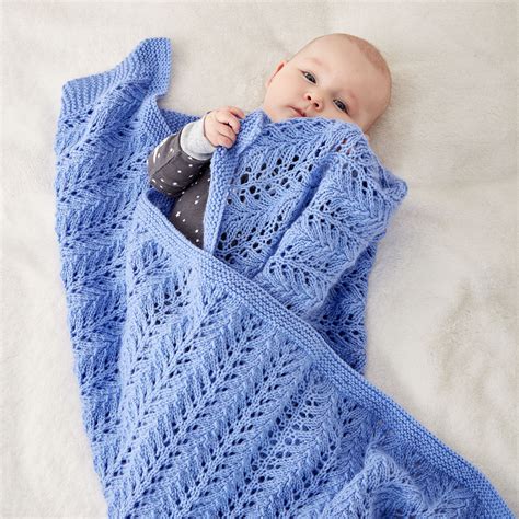 Bernat Lacy Knit Baby Blanket | Yarnspirations