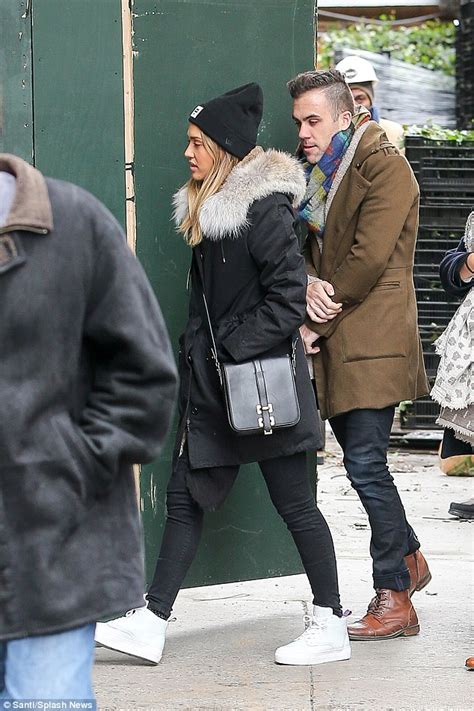 Jessica Alba Bundles Up In Fur Collar Coat And Slouchy Beanie Hat