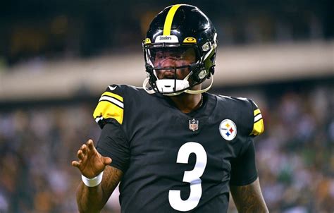 Steelers Qb Dwayne Haskins Dead After Being Hit By Car The Pittsburgh