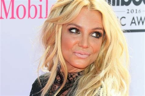 Britney Spears Confirms Tell All Memoir About Her Personal Life