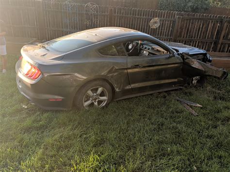 Showoff Crashes Mustang Into Wooden Pole Mustang Specs