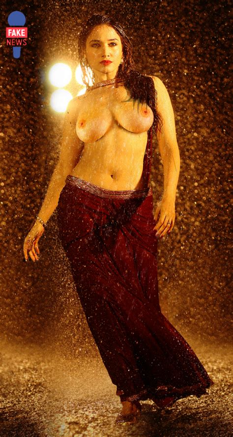 Tamanna Nude Boob Show In Rain Kchinky