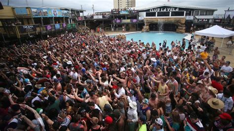 South Padre Island Spring Break Revellers Turn Resort Into ‘hedonistic