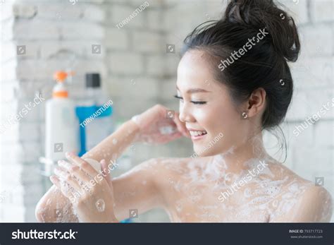 Asian Women Taking Shower Bathroom SheẢnh Có Sẵn793717723 Shutterstock
