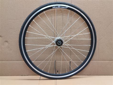 700c fixed fixie single speed bike rear wheel flip flop hub schwalbe lugano tyre fixed gear frenzy