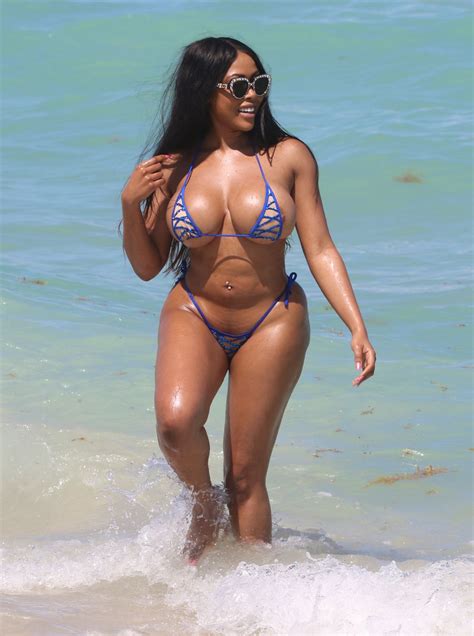 Moriah Mills In Bikini At A Beach In Miami 05062018 Hawtcelebs