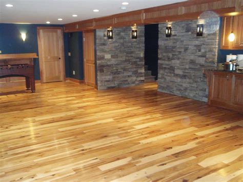Basement Flooring Decor Home Design Ideas Great Ideas Basement With