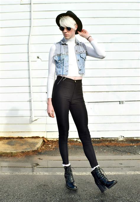 Pin By Tricia Anne Fox On Elliot Alexzander ♡ Androgynous Outfits Androgynous Fashion Gender