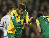 Gary O'Neil | Norwich players sustain gruesome head injuries | Pictures ...