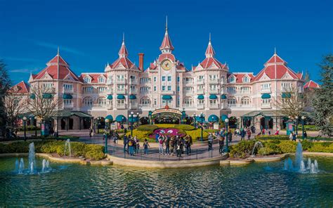 The Disneyland Paris Hotel Ii