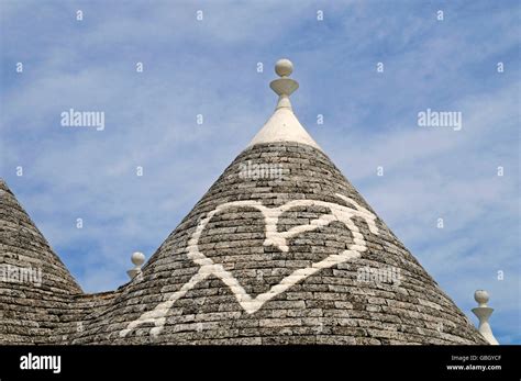 Trullo Houses Trullo Houses Traditional Round Houses Unesco World