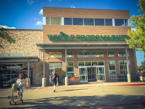 Whole Foods Market Store Exterior And Logo In Dallas Texas Usa