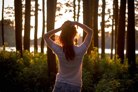 Wallpaper Women Outdoors Emotion Forest Sunset Depth Of Field