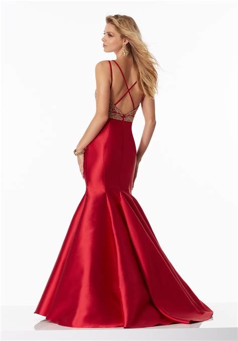 Satin Prom Dress With Sweetheart Neckline Style 99013