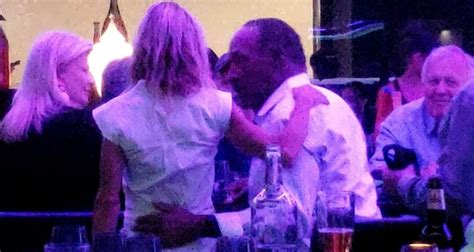 Video Oj Simpson Spotted At Bar Flirting With Blonde Hip Hop Lately