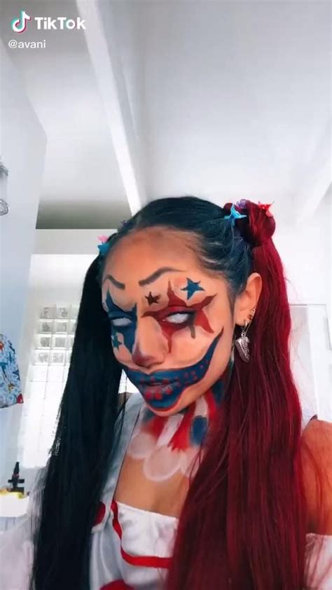 Avani Gregg Clown Tiktoks Vídeo Maquiagem De Halloween Simples