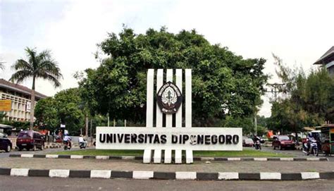 Berkuliah Di Universitas Diponegoro Undip Semarang