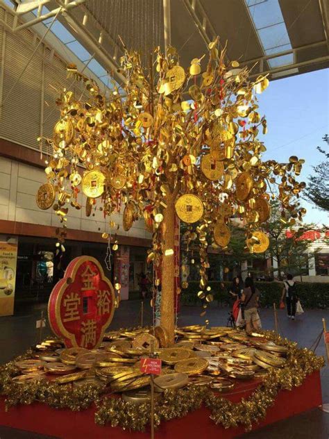 Two 1.25 x 10, two 1.25 x 7, and one 1.25 x 5. CHRISTMAS TREE~A golden Money Tree for Chinese New Year. | ℭhris↟mas Ⴕrees ⍋↟∆ | Pinterest ...