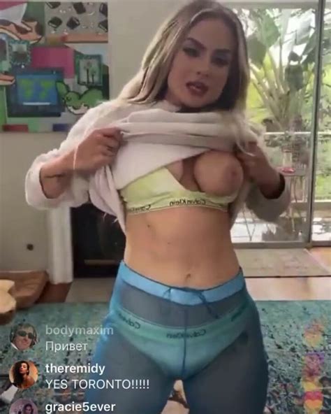 Nude Celebs Joni Accidentally Flashes Live Stream Porn GIF Video
