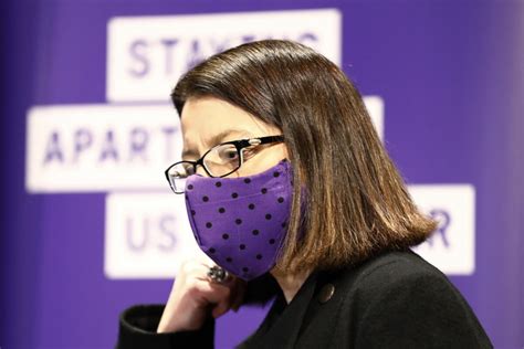 Is it time to change the rules? New Mandatory Face Mask or $200 Fine Rule in Victoria