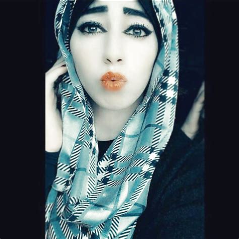 Sexy Hijab Teen Photo 5 5