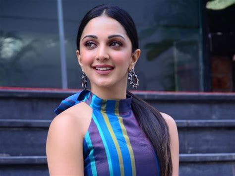 Tollywood actors and actress name list with | tollywood icon. Tollywood Actress Name List With Photo 2019 / 20 List Of ...
