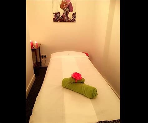 sheffield massage therapy contacts location and reviews zarimassage