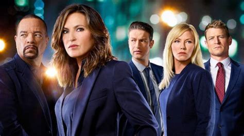 Ballad of dwight and irena. 'Law & Order: SVU' Showrunner Teases Return of Robert John ...