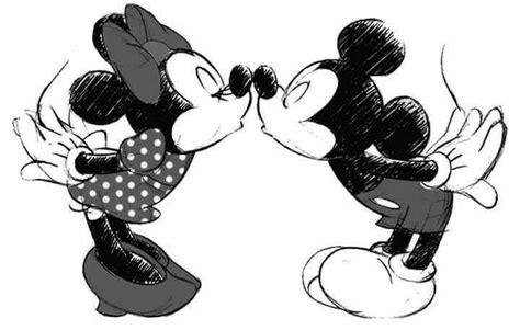 Mickey Mouse Kissing Minnie Mouse Drawing