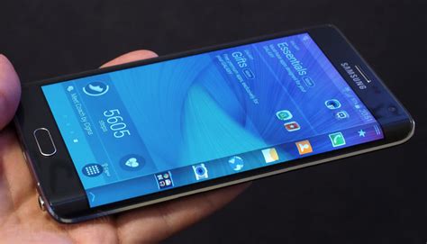 The Galaxy Note Edge Samsungs First Smartphone With A Bent Display