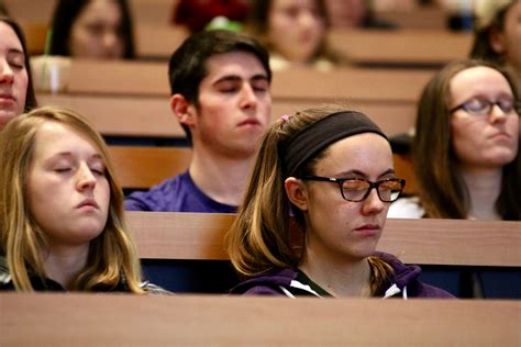 Improve Learning And Well Being In College Students With Mindfulness