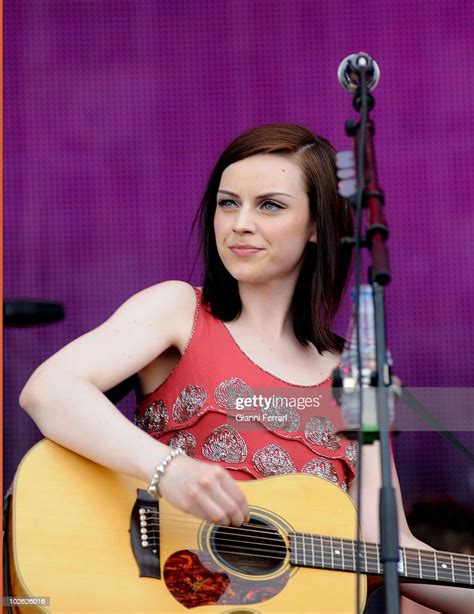 The English Singer Amy Macdonalds Performs In Stage During A Concert News Photo Getty Images