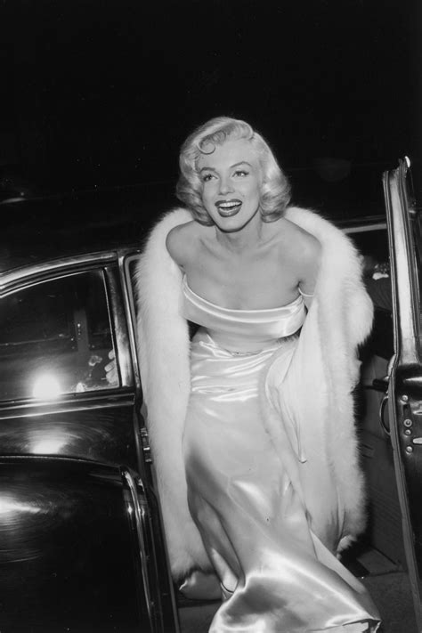 Marilyn Monroes Most Glamorous Moments Marilyn Monroe Photos