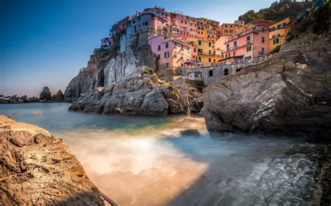 Manarola, italy hd wallpaper, download free cities hd and high definition wallpapers for mobiles & computers to fit their screens with a mouse click. Manarola, Italy, Coast, Nature, City, Europe, Shadow, Town, Sunlight, Rock Wallpapers HD ...